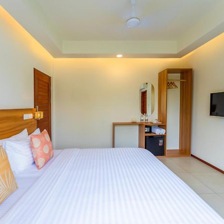 Hotel Niru Isle Maldives Gaafaru Exterior foto